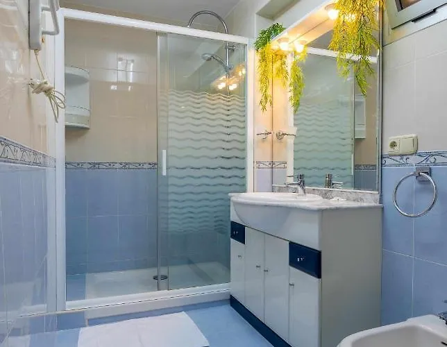 Inftour Fleming Apartman *